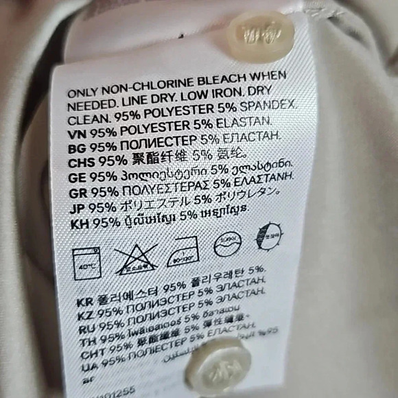 H&M Button Down Long Sleeve Top Silky Beige Size M - Picture 5 of 8